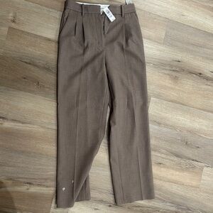 Aritzia effortless pant brand new with tugs